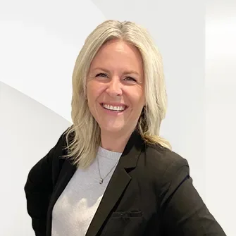 Stephanie Salesperson