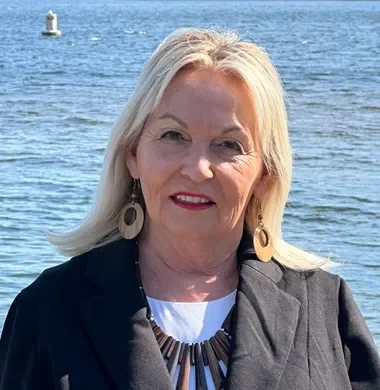 Donna Cheek