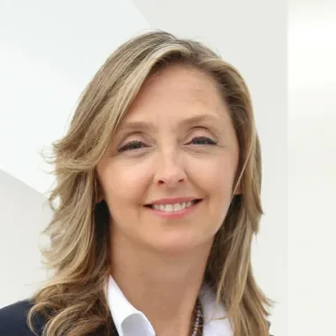 Renee Ryan