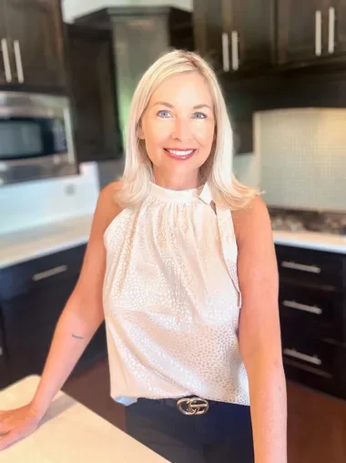 Nikki Barnett