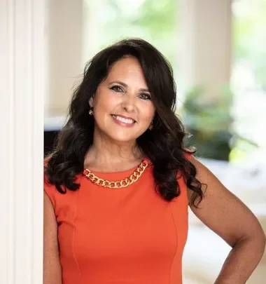 Luanne Webb