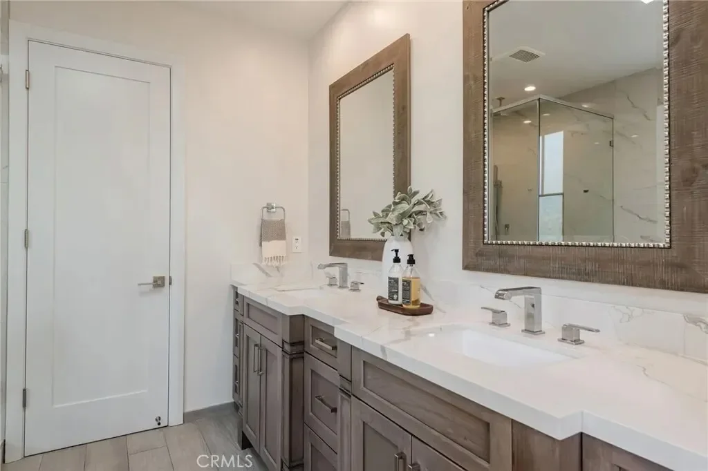 223 S Irena Avenue B, Torrance, California, United States. - Photo 17