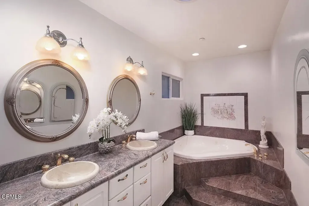 426 N Canyon Boulevard, Bradbury, California, United States. - Photo 23