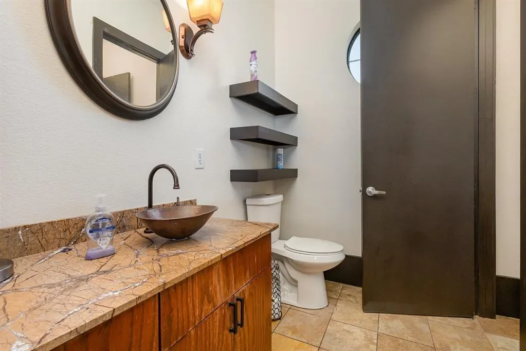 1031 Mallard Pointe Drive, Grand Prairie, Texas, United States. - Photo 24
