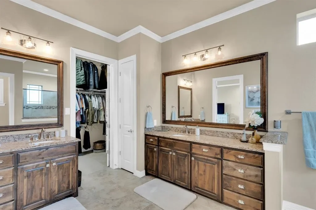 5631 Limestone Lane, Midlothian, TX 76065, Midlothian, Texas, United States. - Photo 16