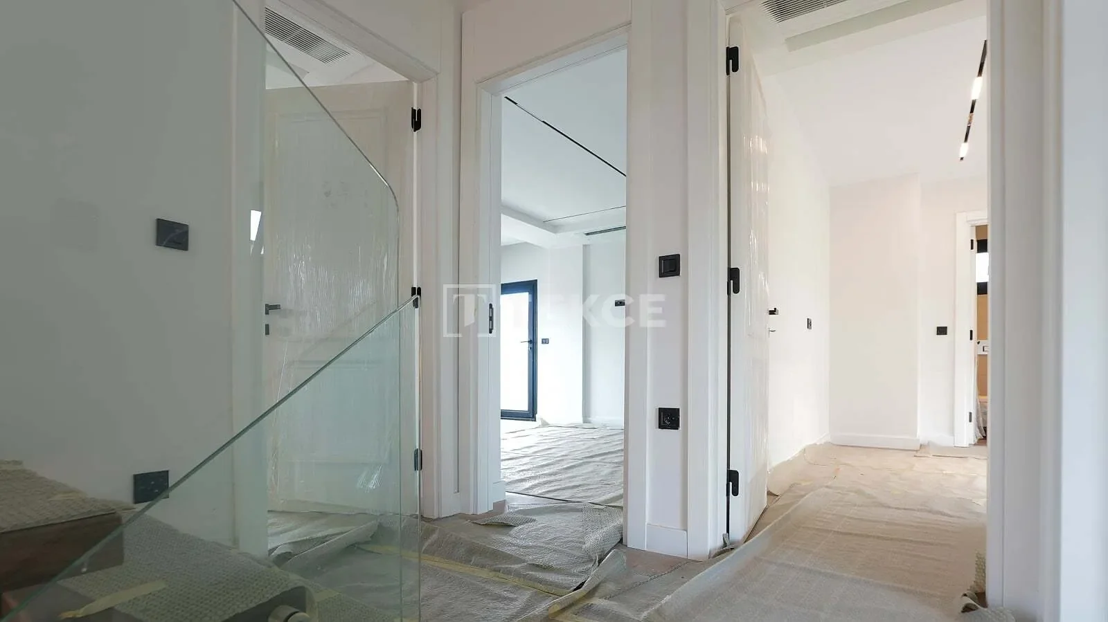 Gallery photo 4