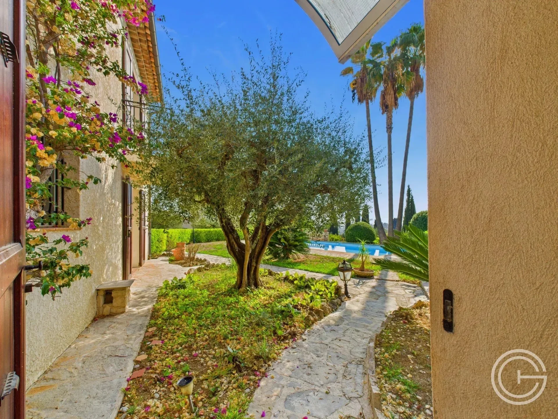 Property photo 6