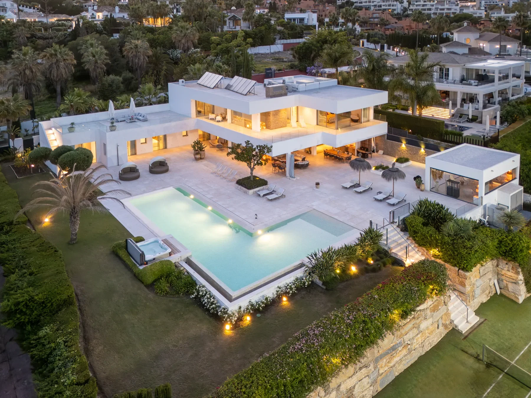 Exterior photo 10