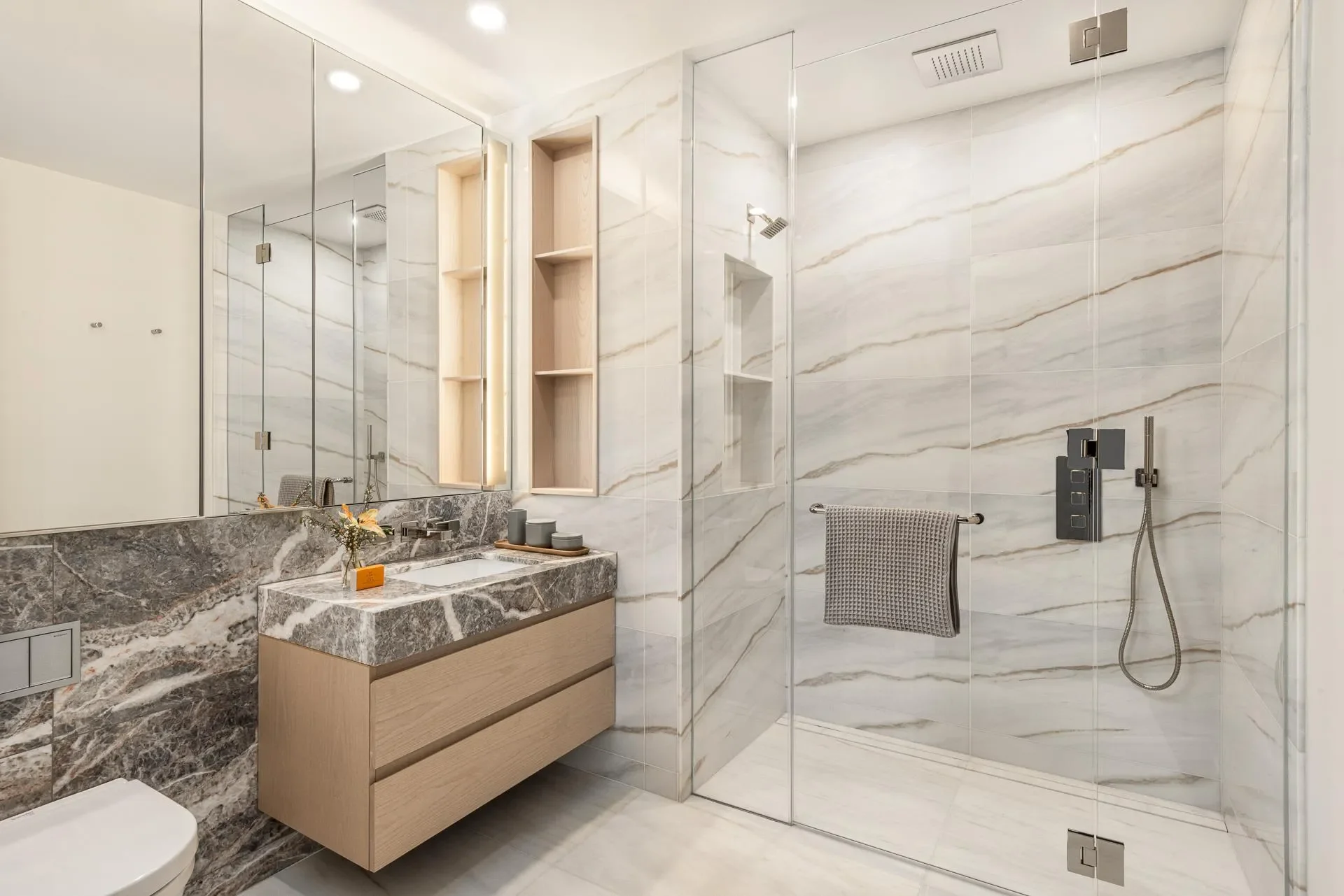 The Greenwich By Rafael Viñoly, 125 GREENWICH ST, New York, New York, United States. - Photo 1