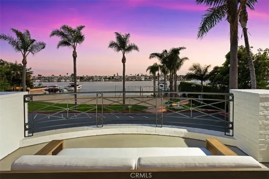 2401 Bayshore Drive, Newport Beach, California, United States. - Photo 35