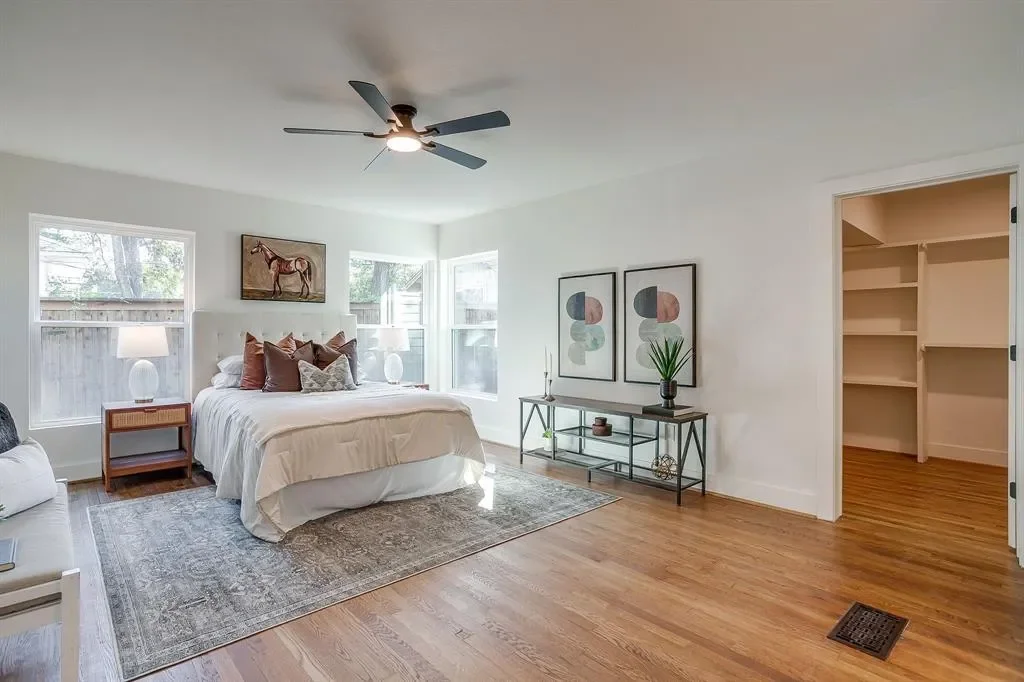 2560 Rogers Avenue, Fort Worth, Texas, United States. - Photo 12