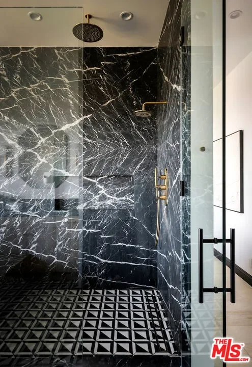 10932 Savona Road, Los Angeles, California, United States. - Photo 14