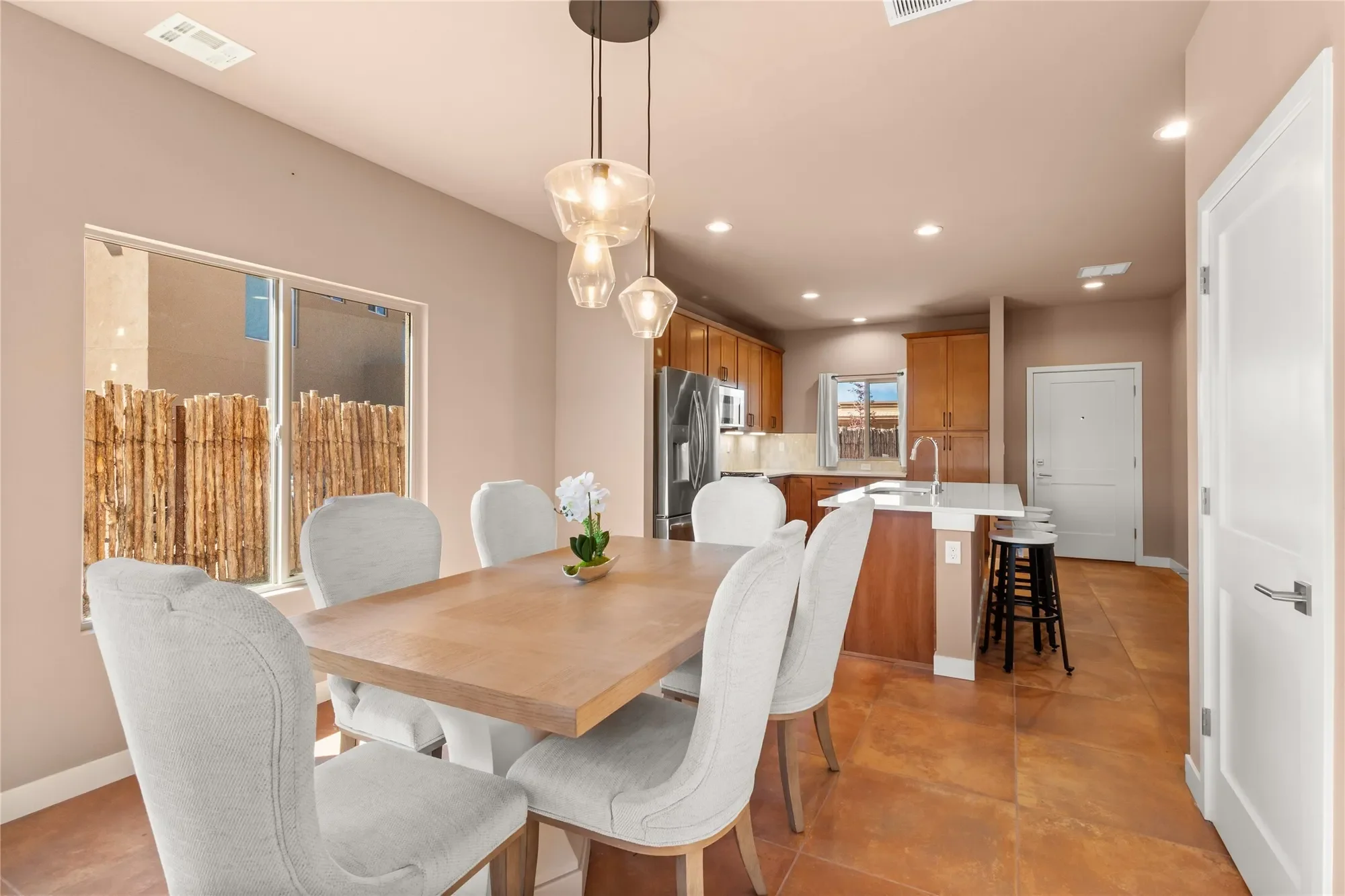 7609 Arroyo Oeste Lane , Santa Fe, NM 87507, Santa Fe, New Mexico, United States. - Photo 22