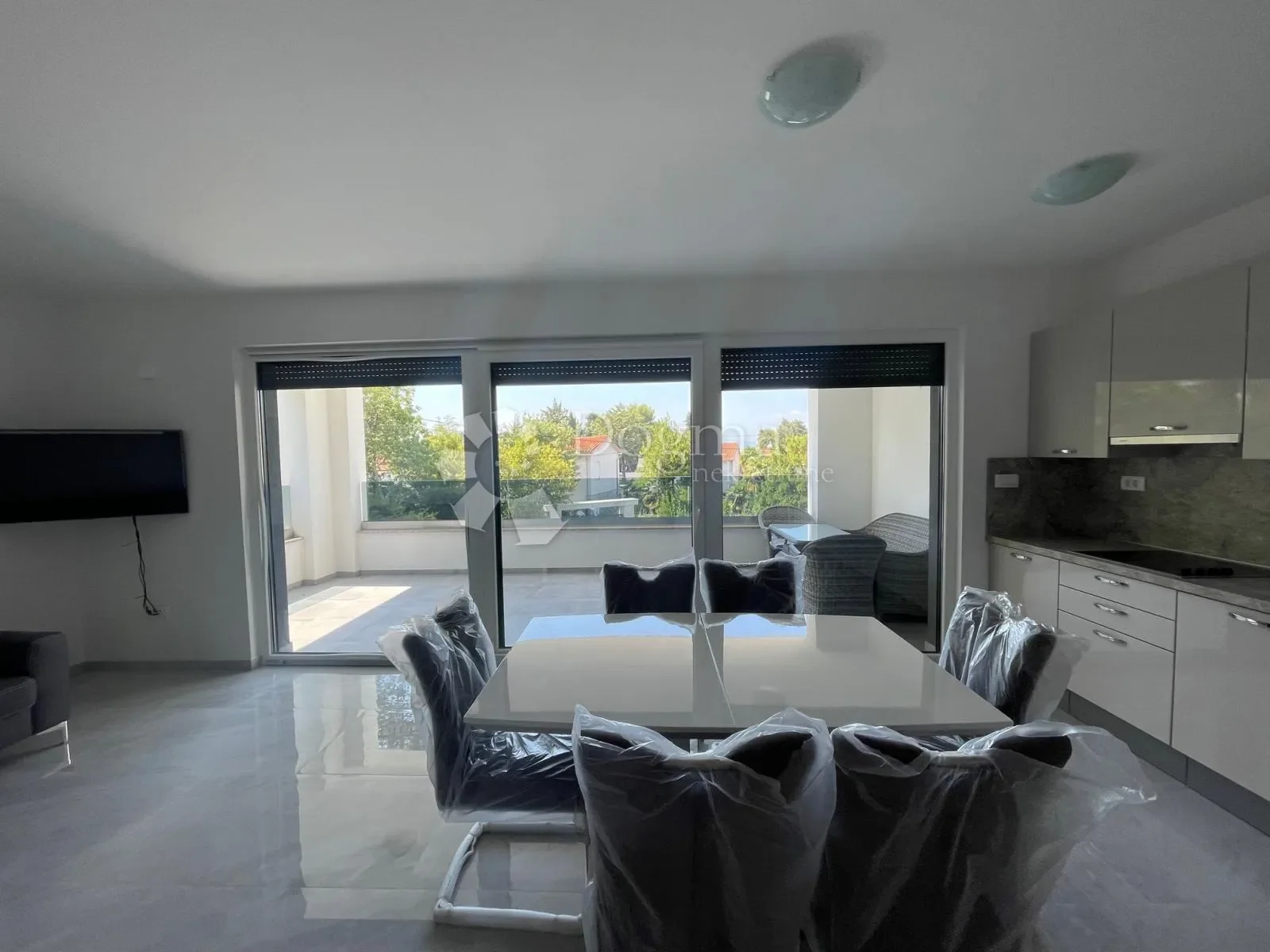 Gallery photo 8