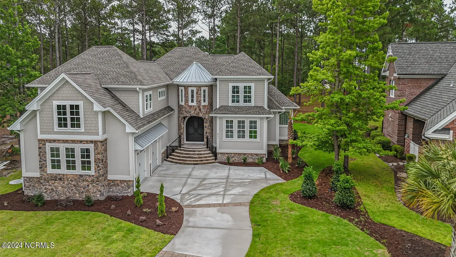 521 Lindgrove Place SW, Ocean Isle Beach, North Carolina, United States. - Photo 2