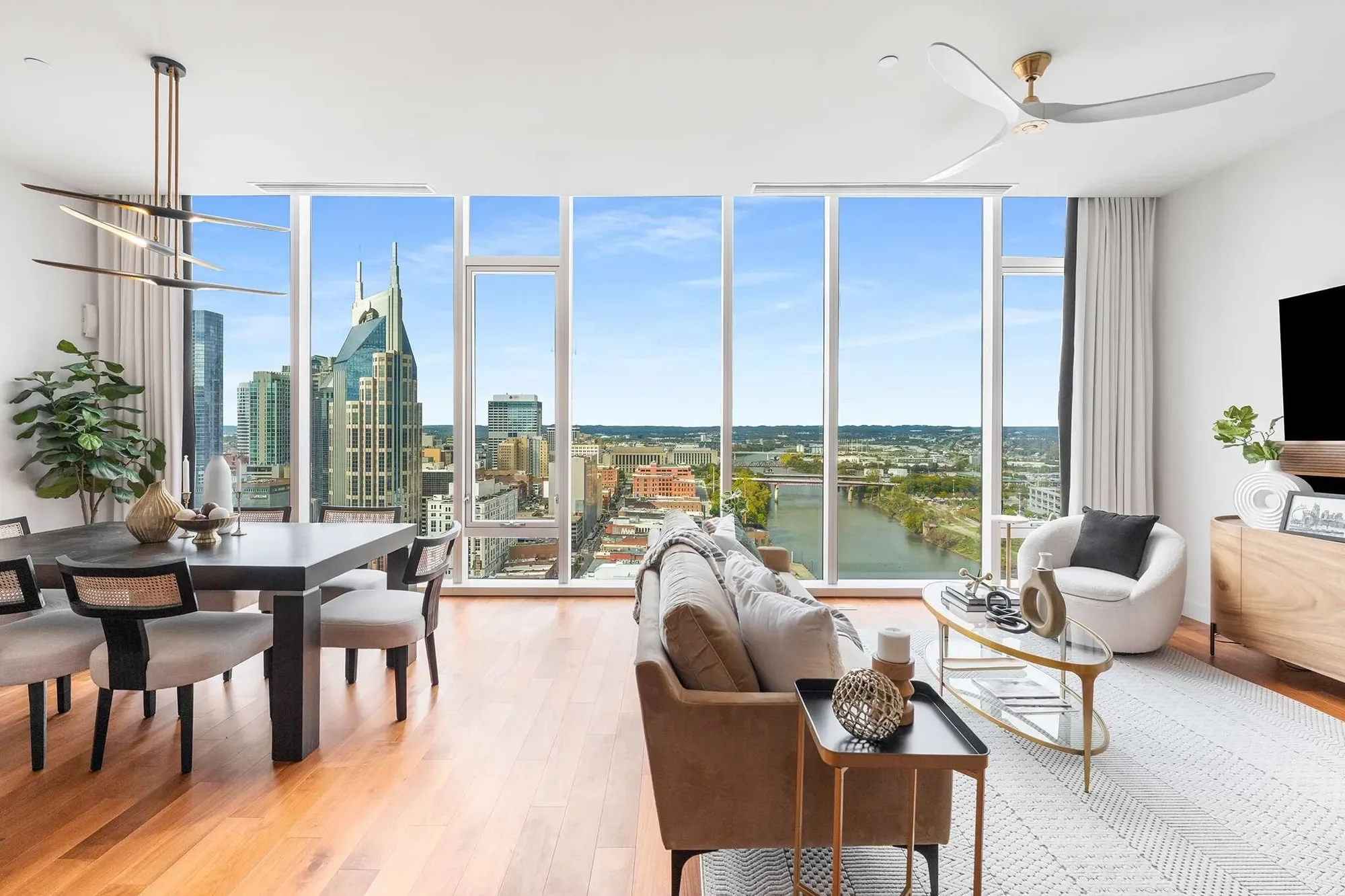 160 2nd Ave S #2205, Nashville, TN 37201, Nashville, Tennessee, United States. - Photo 12