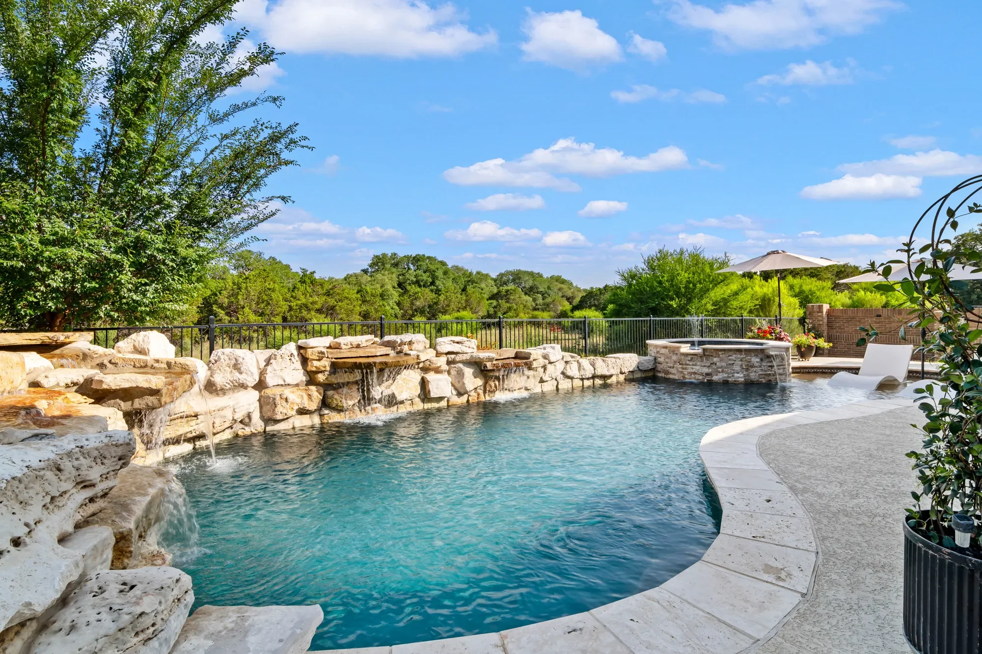 7054 Cantera Manor , San Antonio, TX 78256, San Antonio, Texas, United States. - Photo 33