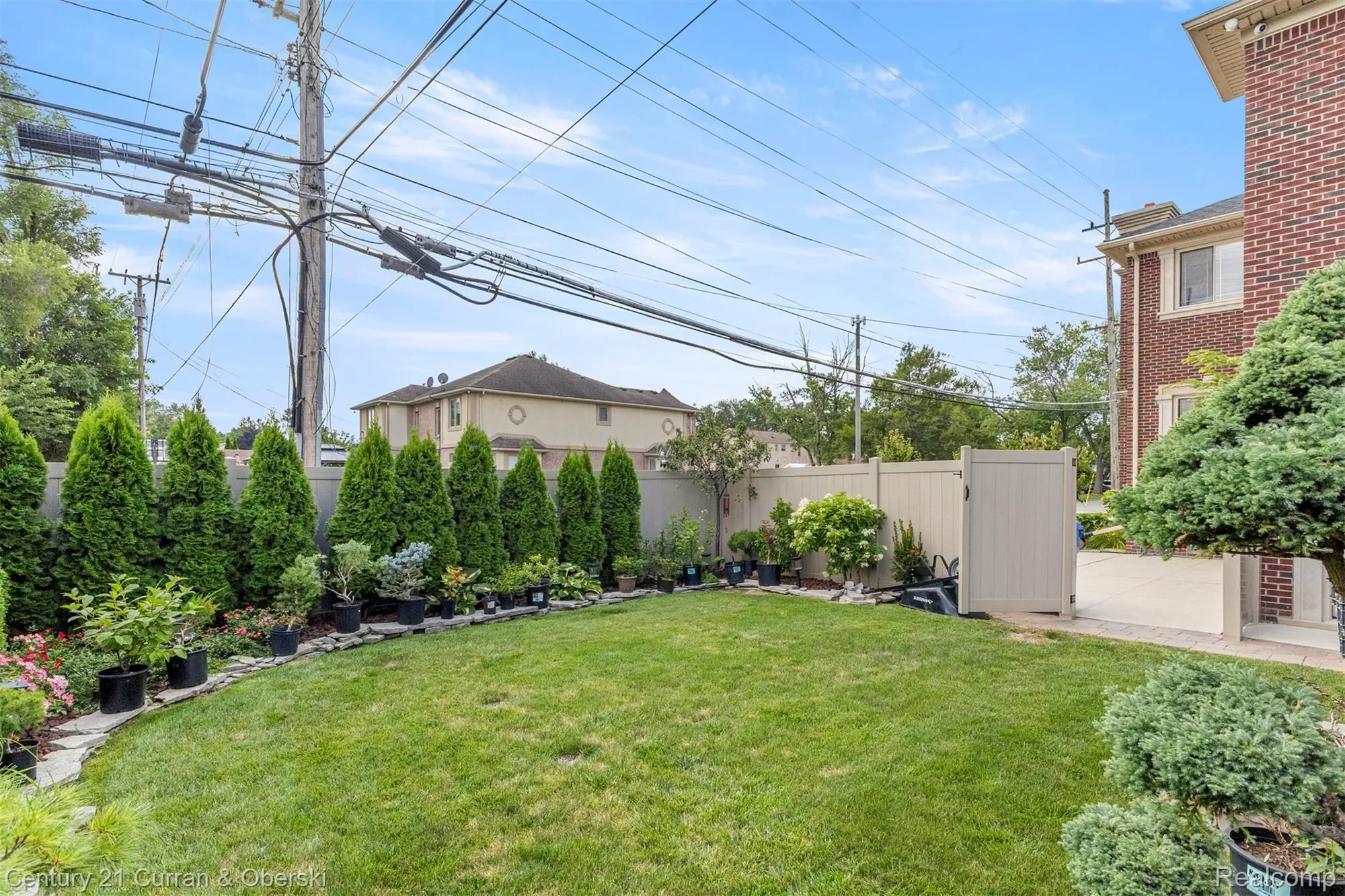 6804 Centralia Street, Dearborn Heights, MI 48127, Dearborn, Michigan, United States. - Photo 36