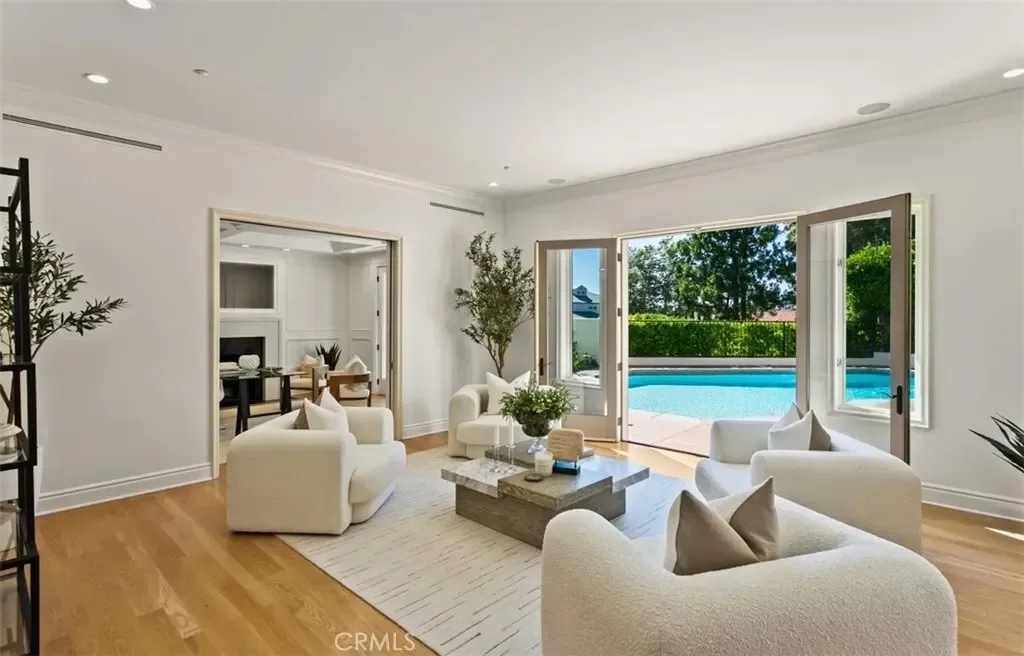 15 Cypress Point Lane, Newport Beach, California, United States. - Photo 4