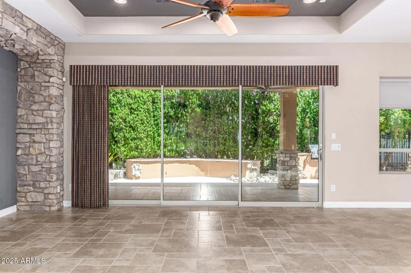 2 Bedrooms Single Family Detached