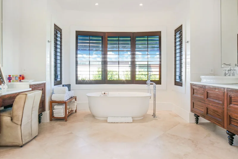365 Gulf Rd , Key Biscayne, FL 33149, Key Biscayne, Florida, United States. - Photo 18