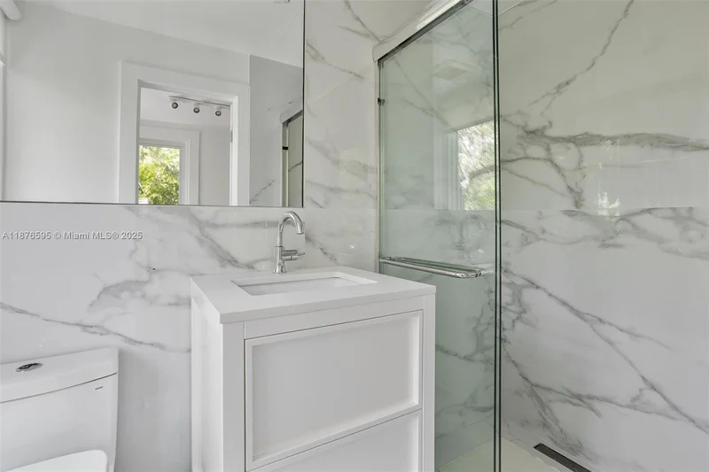 4286 S Douglas Rd, Miami, Florida, United States. - Photo 26