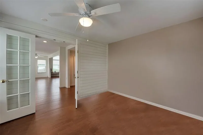 1302 Tiki Drive, Galveston, Texas, United States. - Photo 22