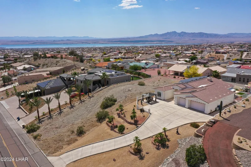 3525 Kiowa Blvd S, Lake Havasu City, AZ 86404, Desert Hills, Arizona, United States. - Photo 57