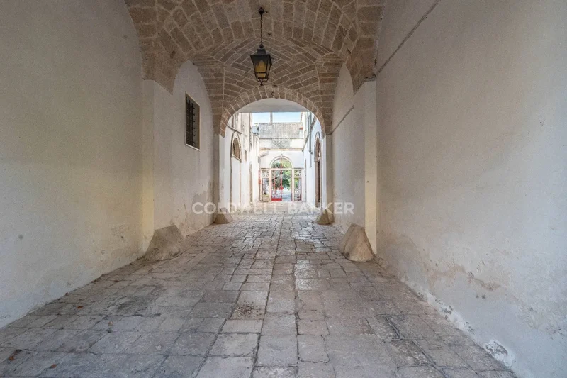 Aradeo Viale della Repubblica, Aradeo, Apulia, Italy. - Photo 29