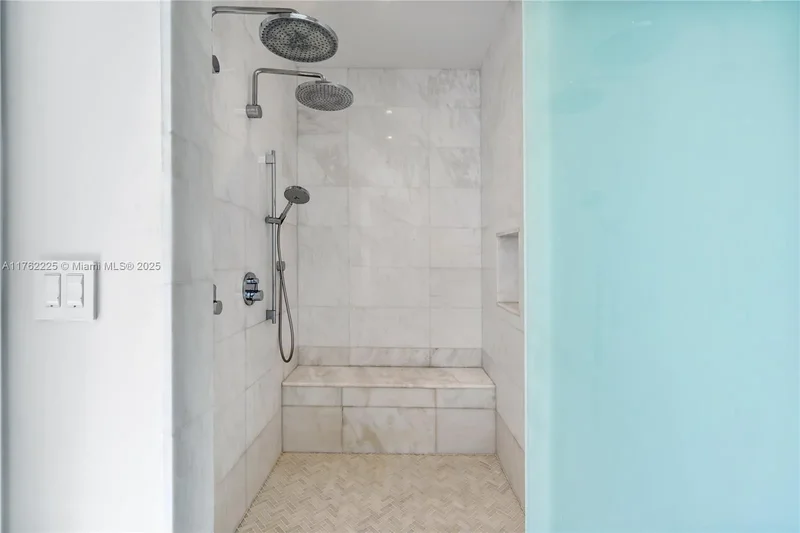 180 Cape Florida Dr, Key Biscayne, Florida, United States. - Photo 53