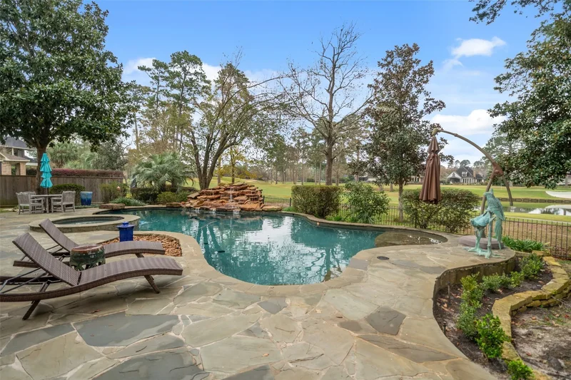42 Forest Green Trail, Kingwood, TX 77339, Houston, Texas, United States. - Photo 3