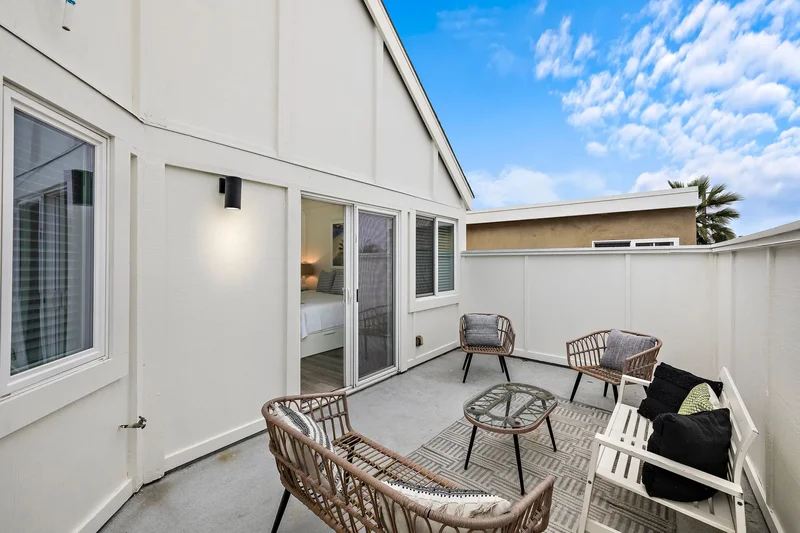 207 40th Street  Unit B, Newport Beach, CA 92663, Newport Beach, California, United States. - Photo 9