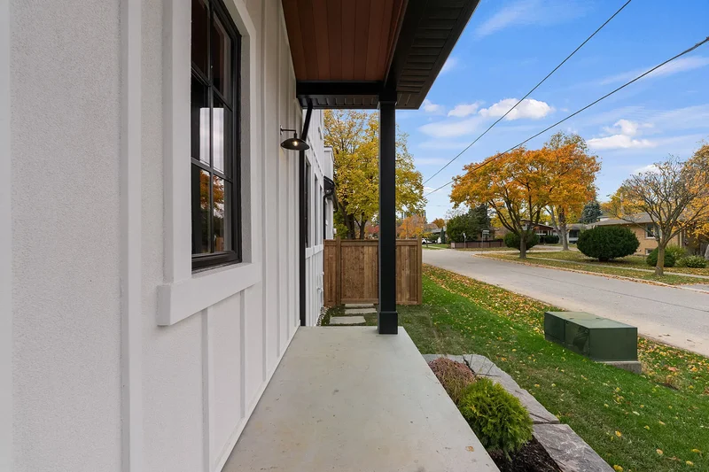 118 Warwood Rd, Toronto, ON M9B 5B7, Toronto, Ontario, Canada. - Photo 10