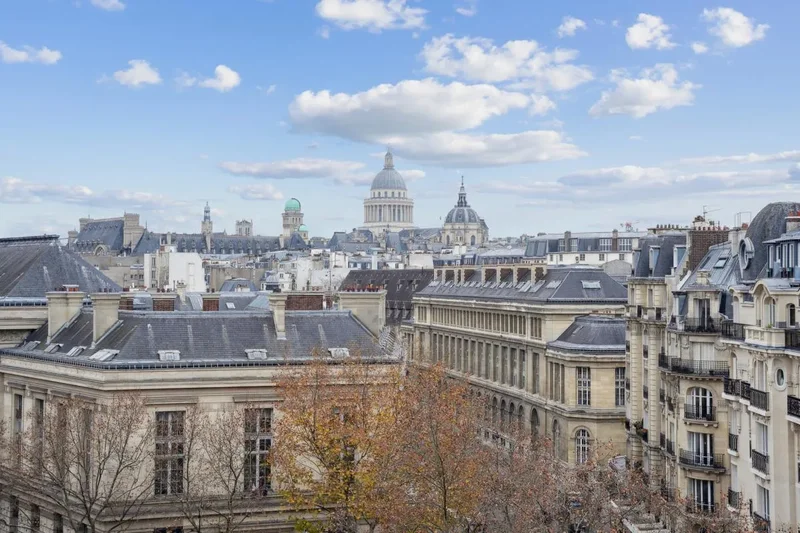 Paris, Île-de-France, France. - Photo 9