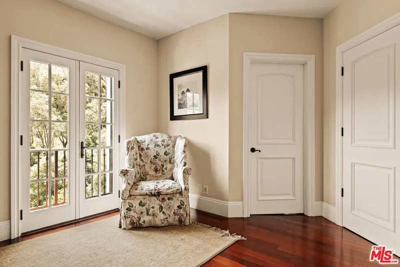 10685 Somma Way, Los Angeles, California, United States. - Photo 4