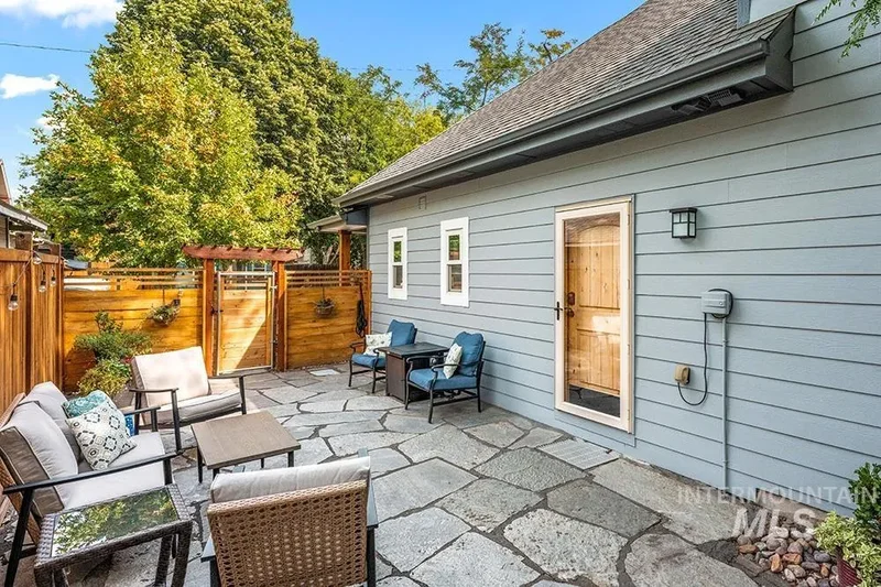 811 W Eastman St, Boise, ID 83702, Boise, Idaho, United States. - Photo 3