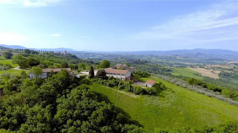 Voc. Montenero, Gualdo Cattaneo, Umbria, Italy. - Photo 9