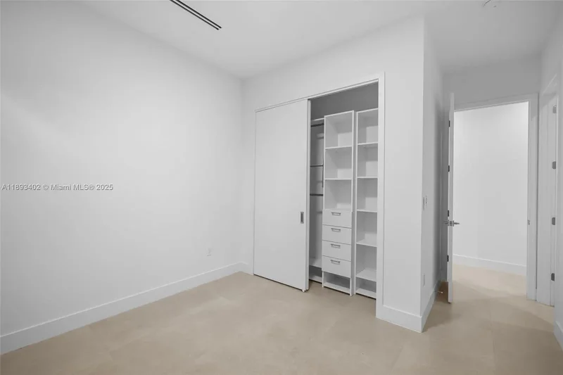 3063 Elizabeth St, Miami, Florida, United States. - Photo 3
