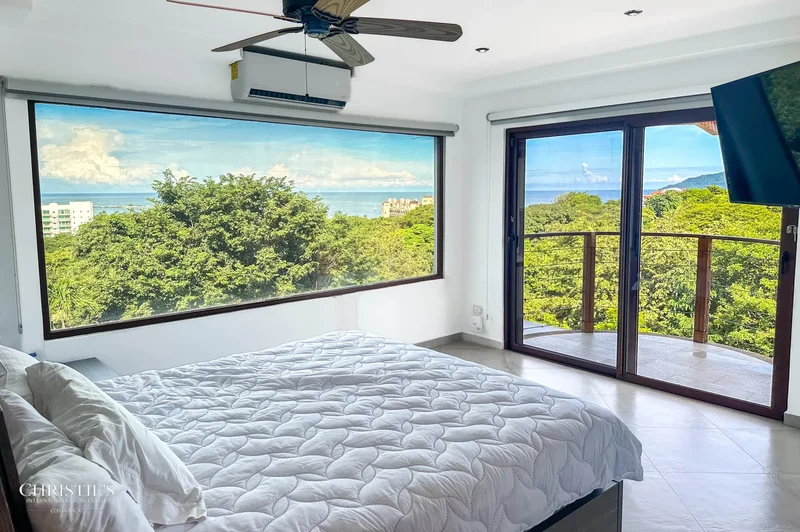 Tamarindo, Guanacaste Province, Costa Rica. - Photo 33