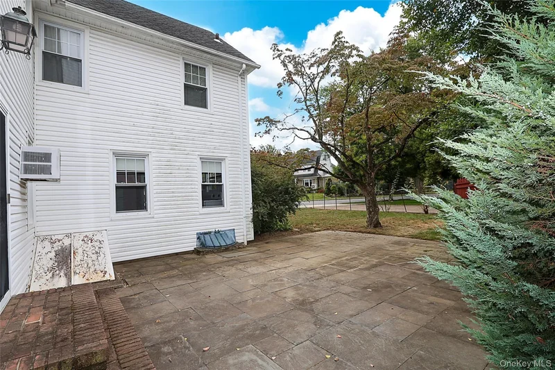 52-50 Little Neck Parkway, Little Neck, NY 11362, New York, New York, United States. - Photo 45