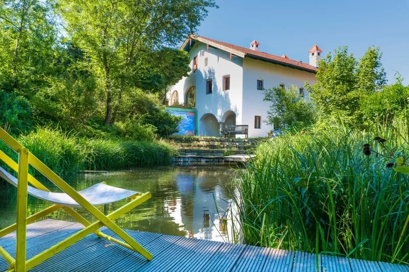 Kraiburg, Bavaria, Germany. - Photo 5