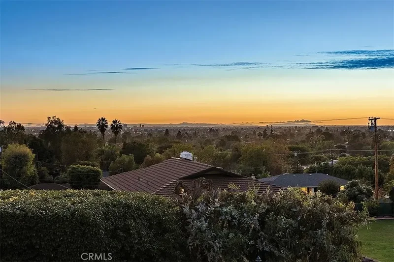 1542 La Loma, Santa Ana, California, United States. - Photo 61