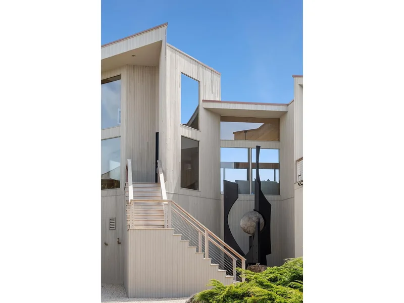 199 Dune Rd, Westhampton Beach, New York, United States. - Photo 28