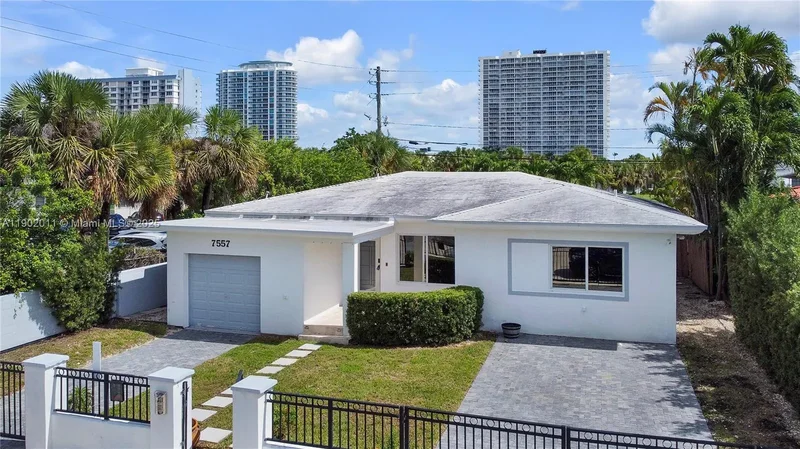 7557 Mutiny Ave, Miami Beach, Florida, United States. - Photo 11