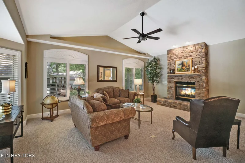 3 Bedrooms Single Family Detached