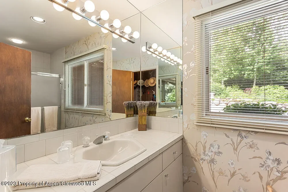 30 Smith Hill Way, Woody Creek, CO, United States. - Photo 18