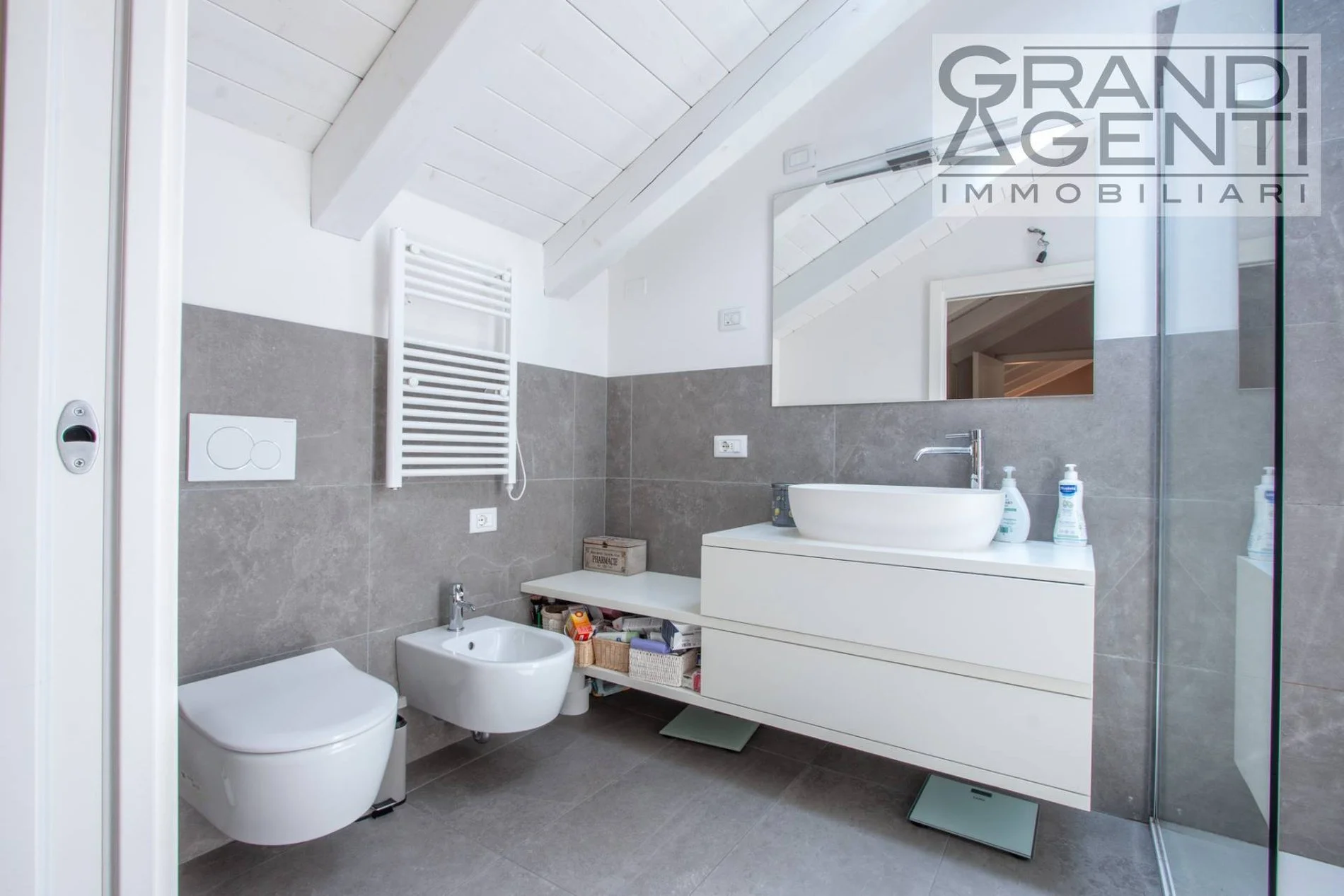 Lungadige Attiraglio 44, Verona, Veneto, Italy. - Photo 15