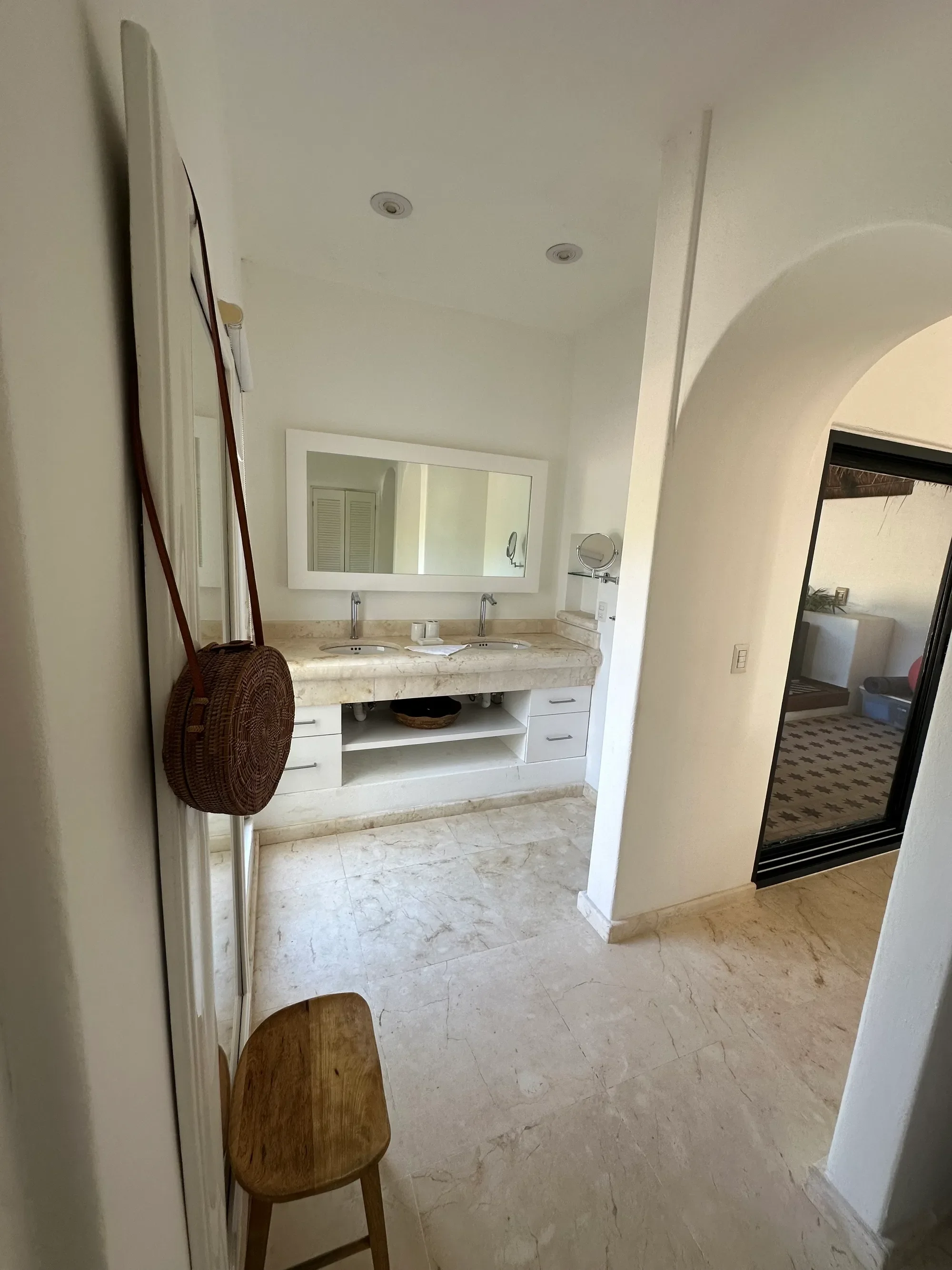 Gallery photo 10