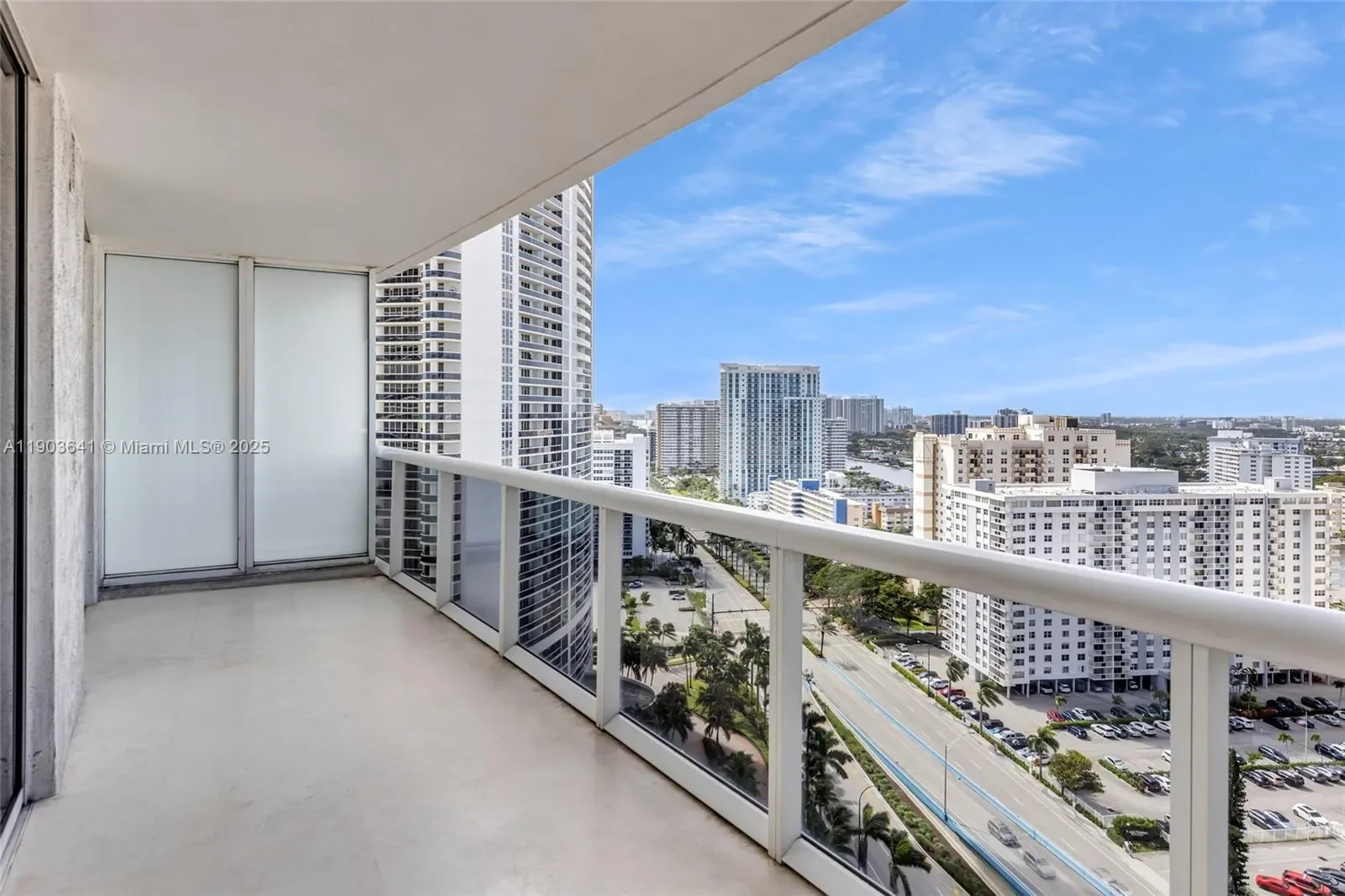 1800 S Ocean Dr 2207, Hallandale Beach, Florida, United States. - Photo 30