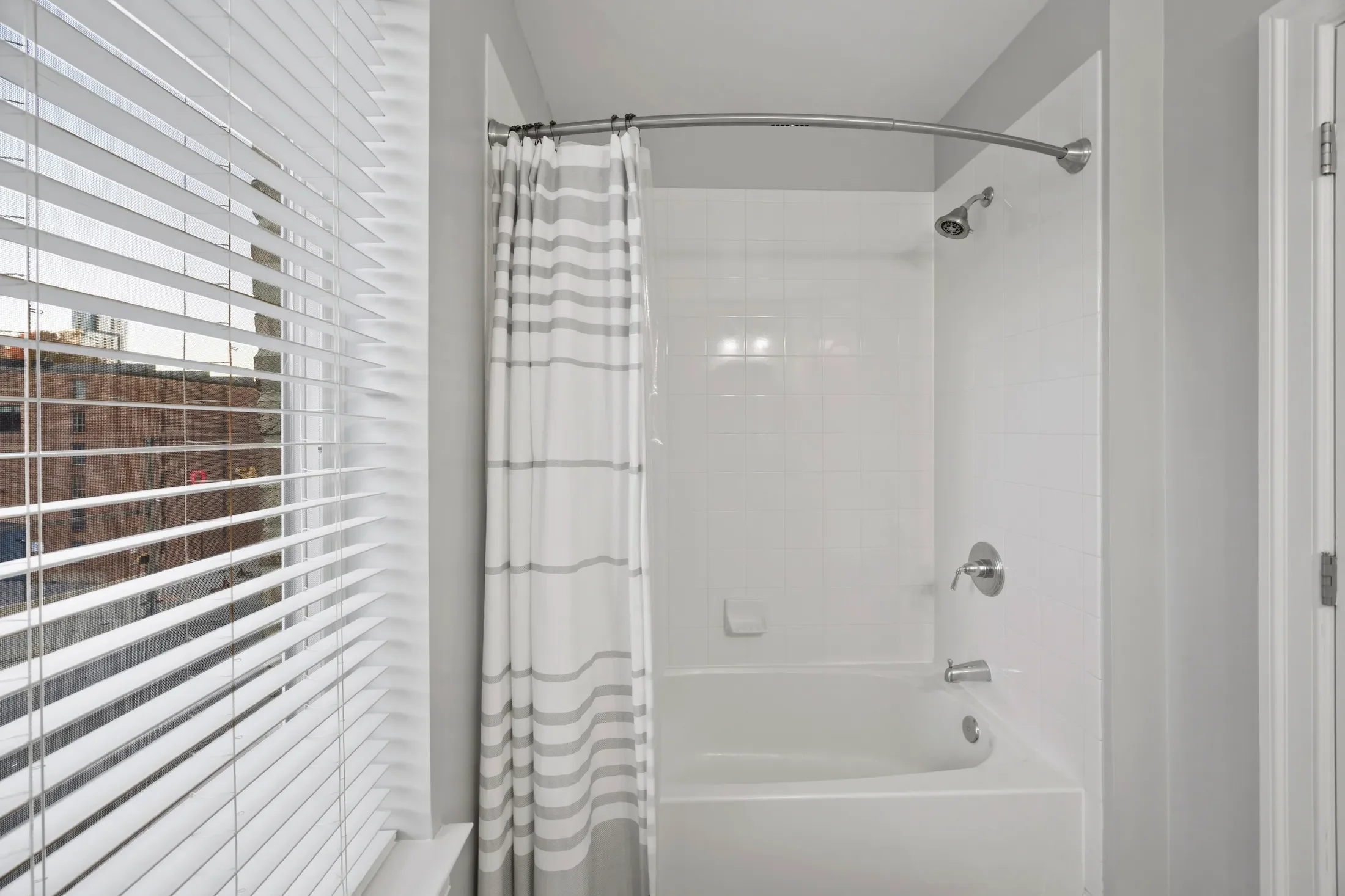 900 Valencia Court , 188, Baltimore, MD 21230, Baltimore, MD, United States. - Photo 31